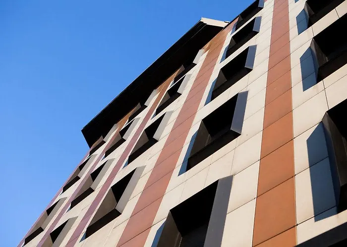 Mirage Sure Collection By Western Отель 4*