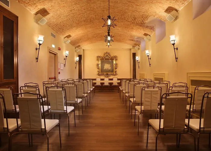 Chateau Monfort - Relais & Chateaux ميلان