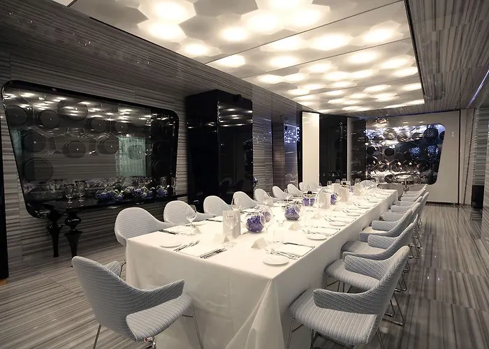 Palazzo Matteotti, The Dedica Anthology, Autograph Collection 밀라노