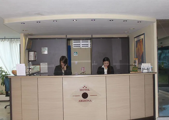 Ginosi Arizona Hotel Milaan