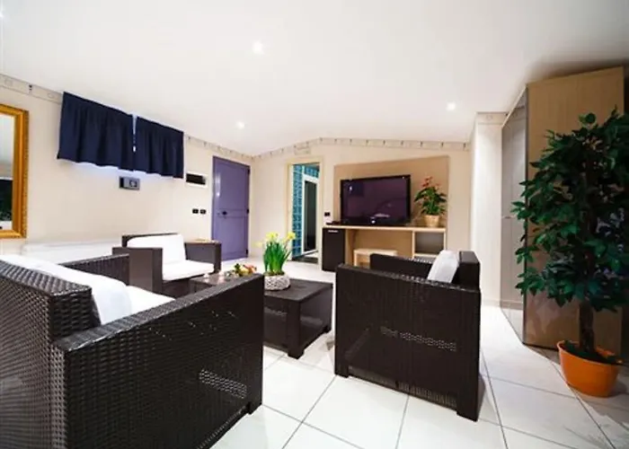 Sechi With Parking Szálloda 3*