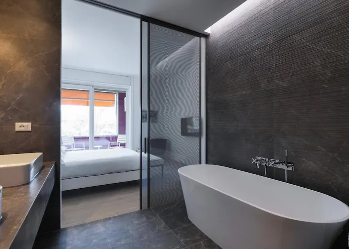 Contempora - Elegant Urban Retreat In The Heart Of - Brera *