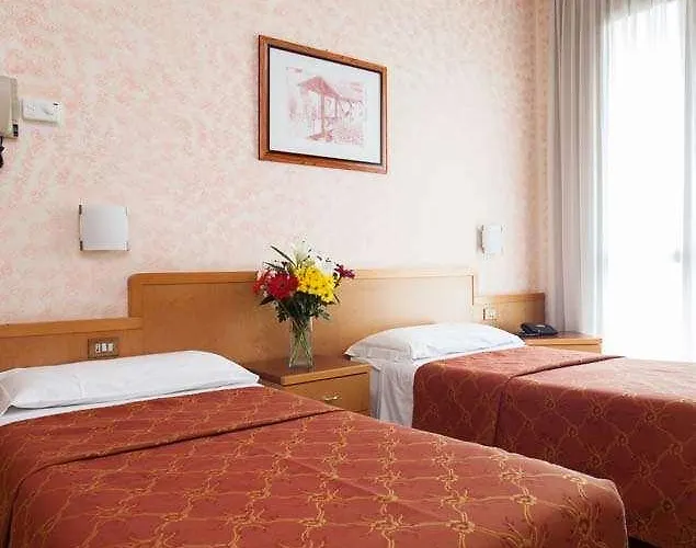 Ih Argonne Park Apartmanhotel 3*