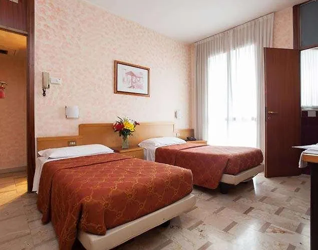 Apartmanhotel Ih Argonne Park Milánó