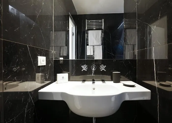 Contempora - Elegant Urban Retreat In The Heart Of - Brera 公寓 *