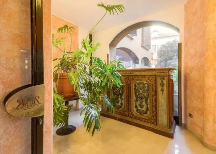 Romana Residencia Hotel