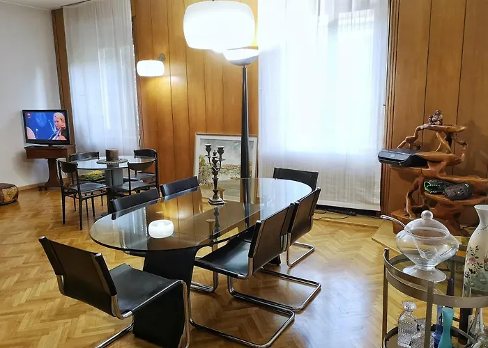 Nocleg ze śniadaniem Laura's 4*