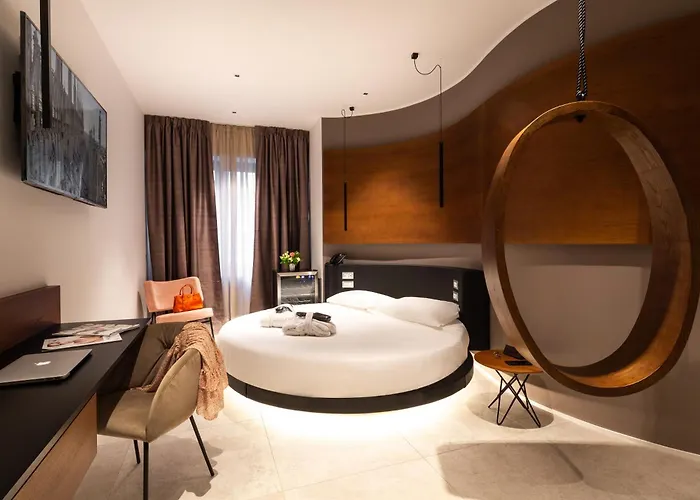 Otel The Corner Duomo 4*