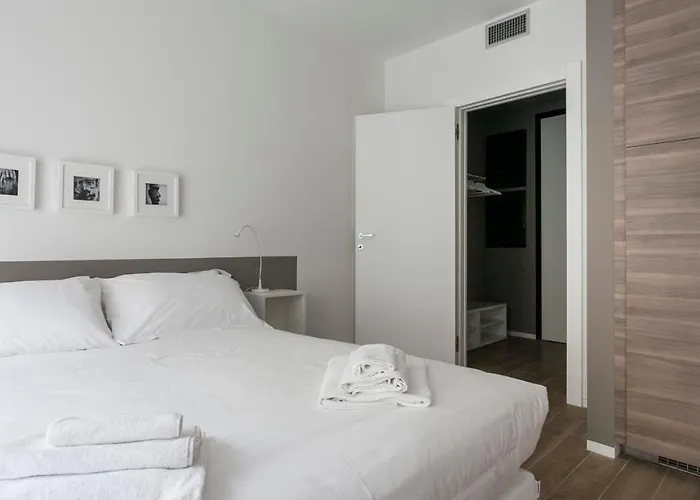 Italianway-poma Appartamento