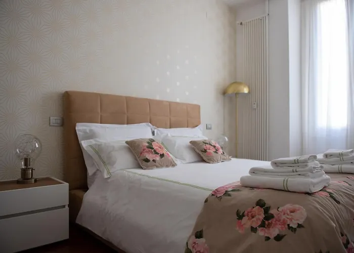 Madeleine - Residenza Belle Epoque ميلان