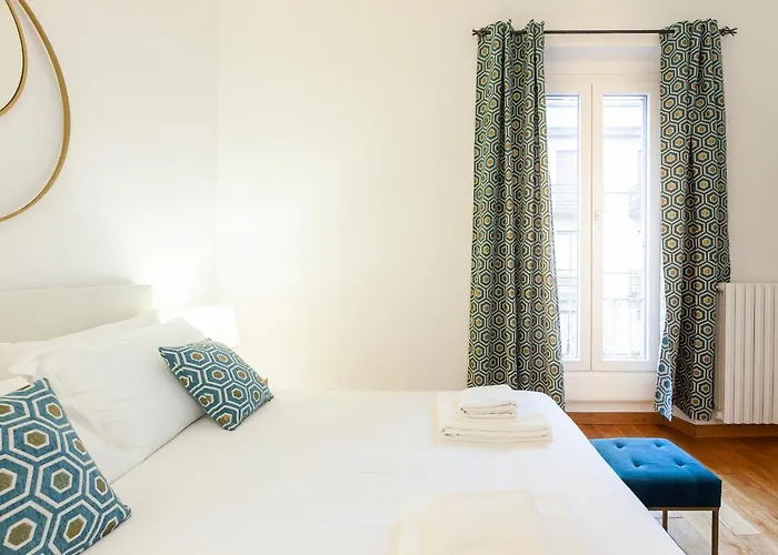 Easyhomes - Station Apartment Milan