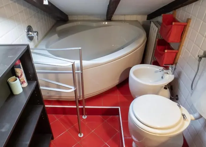 The Attic Of With Terrace View Apartment *