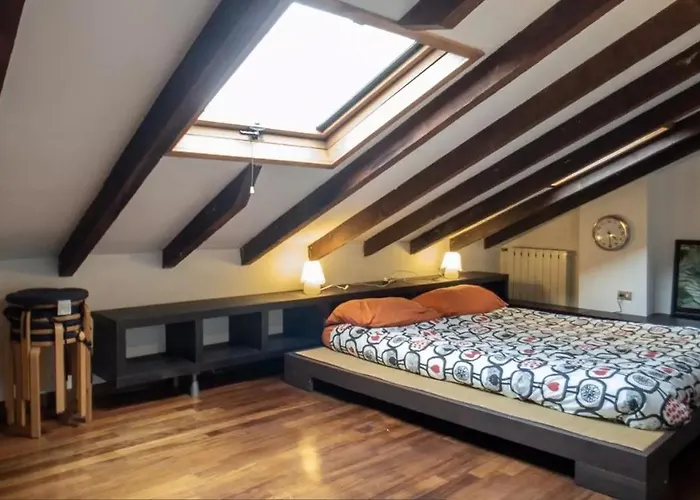 The Attic Of With Terrace View Milan