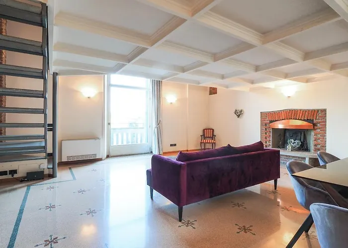 Apartment Unique Duomo Luxury Mailand