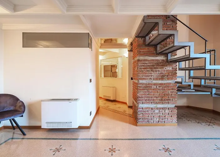 Unique Duomo Luxury Apartment *