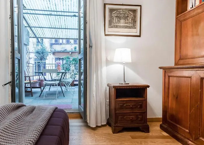 Joivy For 6 With Big Terrace In Centro Storico * Milano