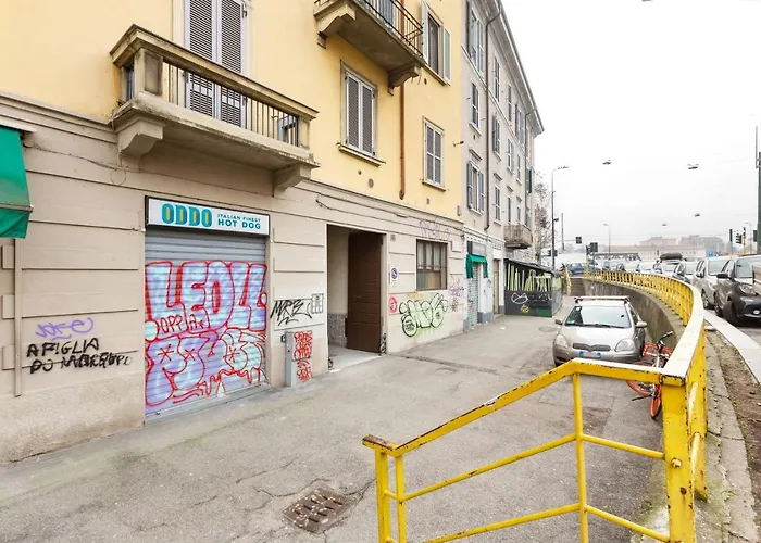 Guesthost - Naviglio Pavese Cosy Milán