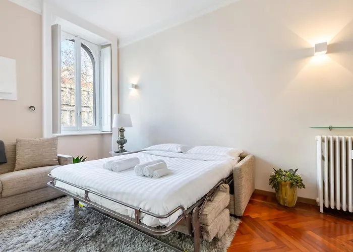 Porta Romana Cozy Lägenhet