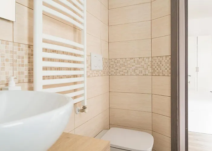 Hacca Collection - Porta Romana *