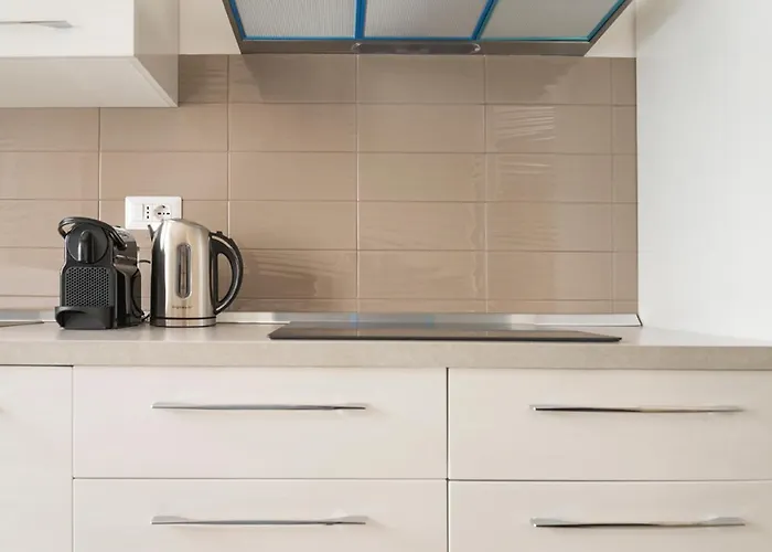 Hacca Collection - Porta Romana