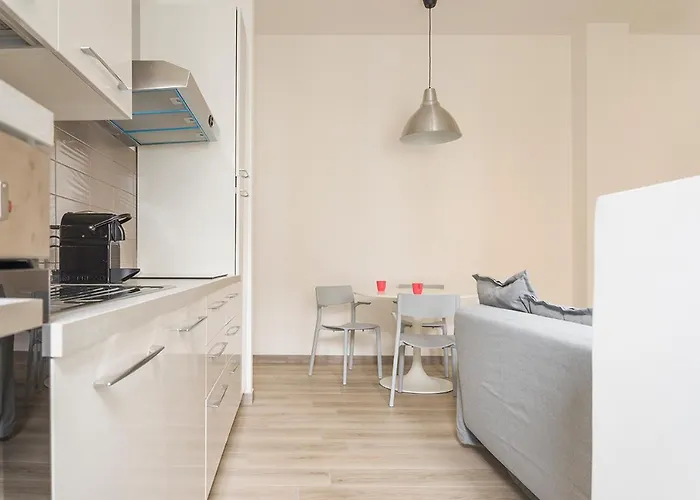 Hacca Collection - Porta Romana *