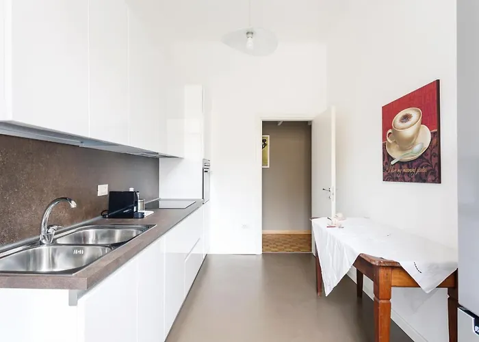 Hostmate - - Felice Casati - Repubblica * Mailand