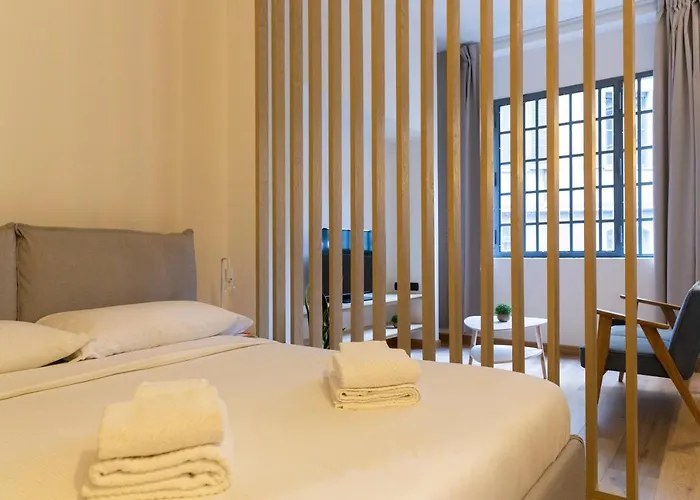 Design Flats アパート *