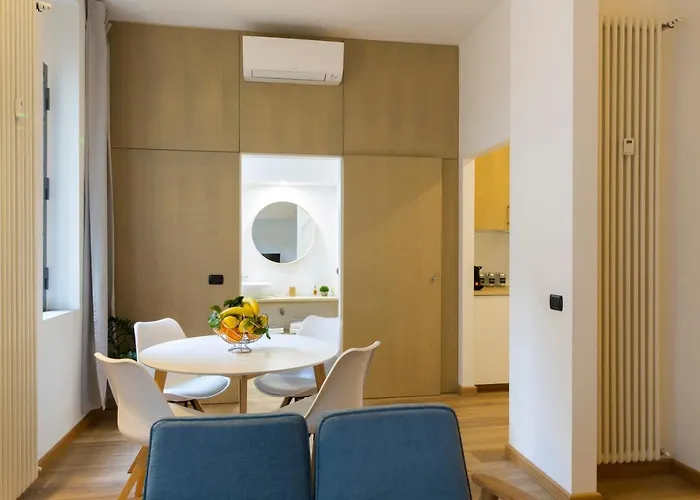 Design Flats アパート