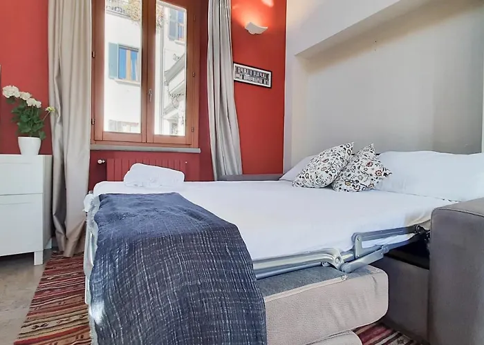 Heart Centre Navigli 3 Levels Апартаменты