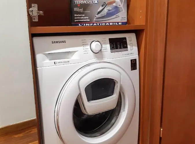 Rent * Milán