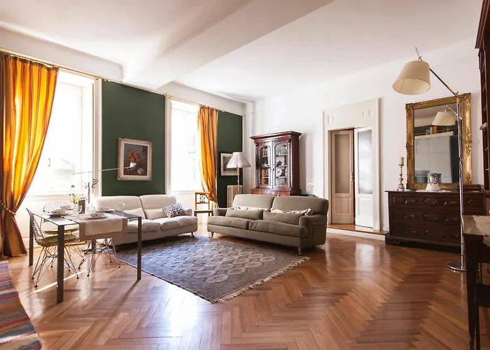 Sophisticated Near Duomo Appartement *
