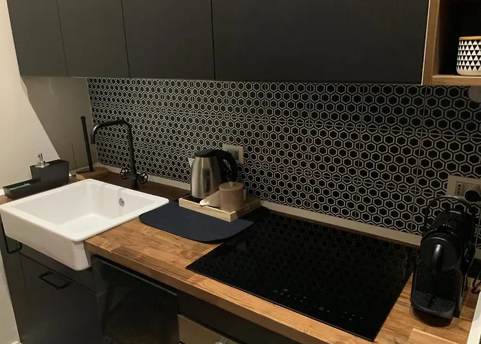 Lejlighed Beautiful Basement-tony Appartment-in The Heart Of *