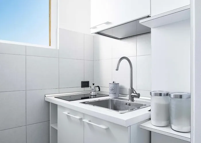 Luvi - Alzaia Naviglio Pavese 밀라노