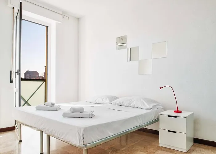Luvi - Alzaia Naviglio Pavese Апартаменты *