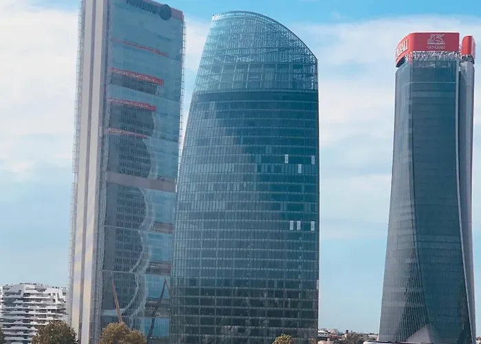 On The Floor Watching Citylife And Mico Appartamento Milano