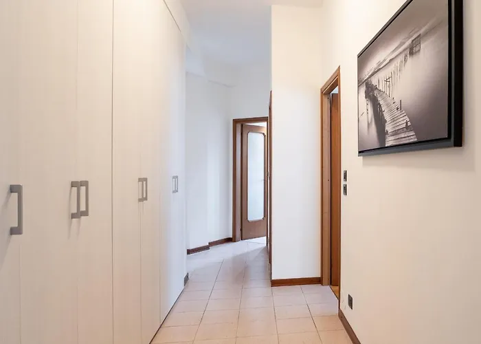 The Rent - Modern Two Bedroom In Apartmán Milán
