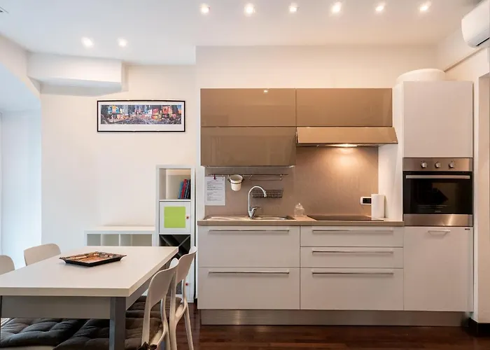 The Rent - Modern Duomo Apartamento *