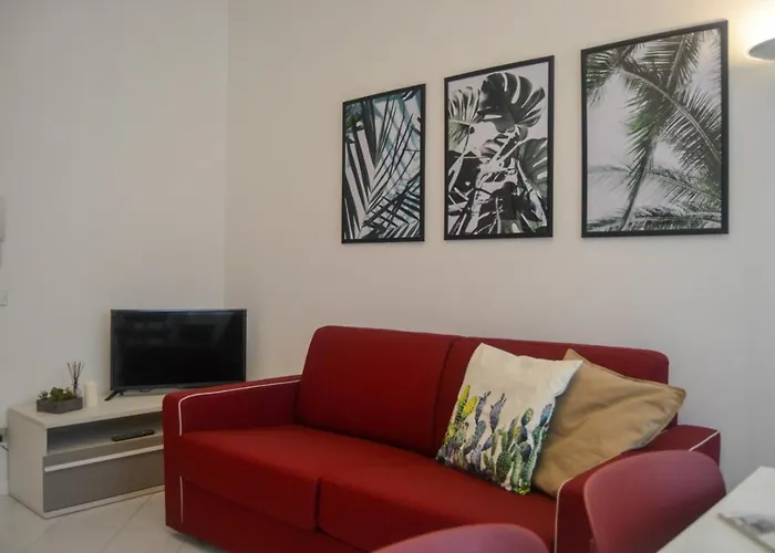 Joivy Lovely For 4 Next To Bus And Metro Station Apartment Mailand