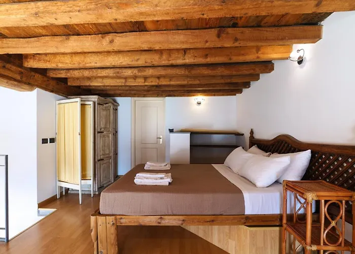 Duomo Cathedral View - Luxury *