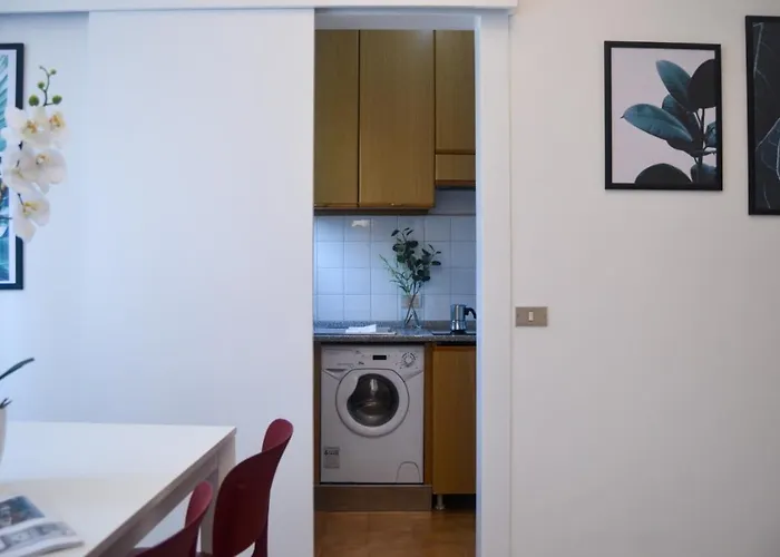 Joivy Lovely For 4 Next To Bus And Metro Station Appartement Milan