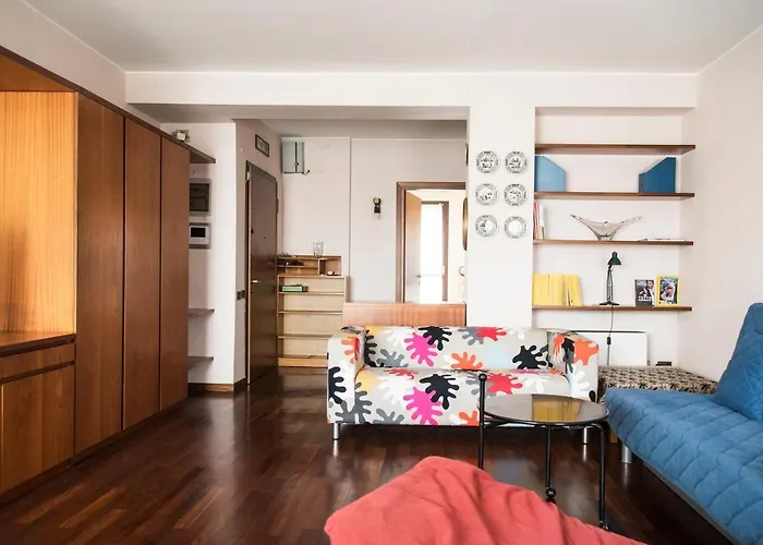 Youhosty - Vittadini 5 Daire