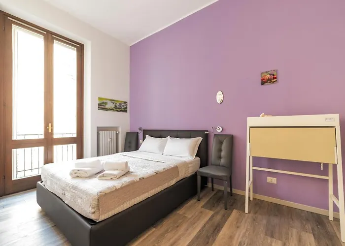 Guesthost - Lovely Near Piazza Firenze! Apartment