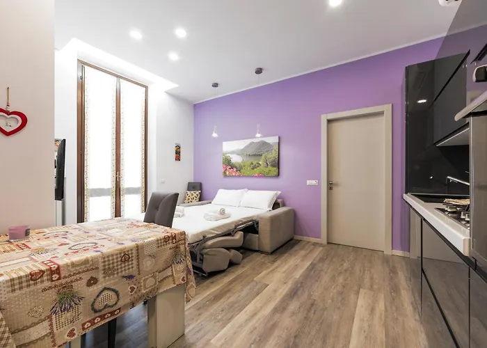 Guesthost - Lovely Near Piazza Firenze! Daire