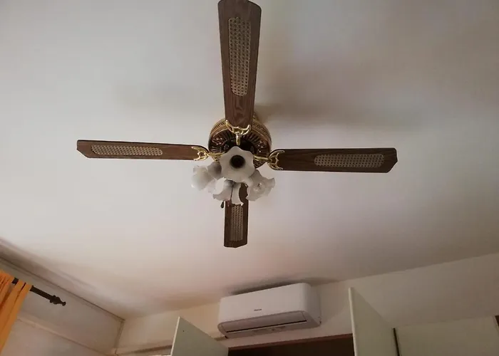 Guesthost - Polytechnic Lovely And Cosy Flat Apartman Milánó