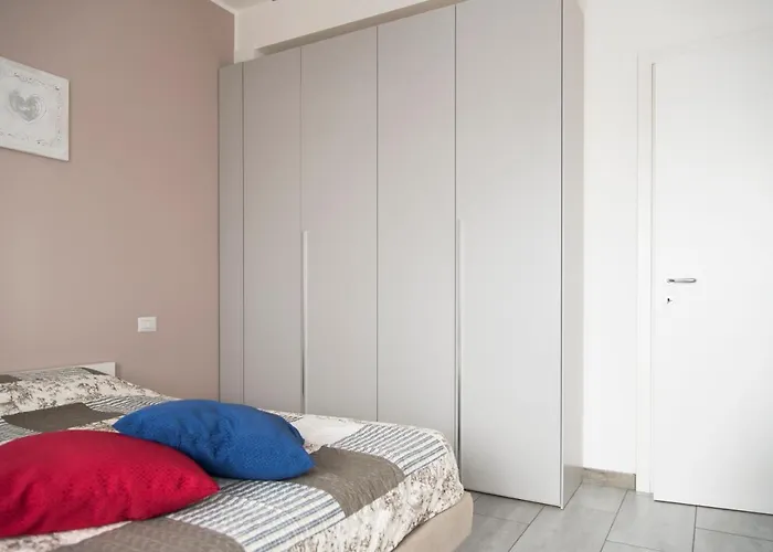 Youhosty - Delle Genziane 7 *