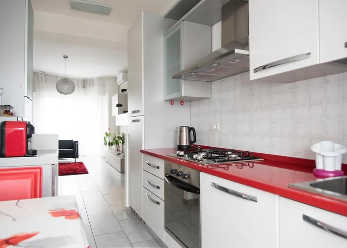 Youhosty - Delle Genziane 7 Milaan