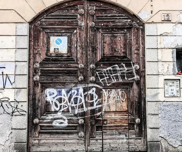 Via Argelati - Navigli Location 2