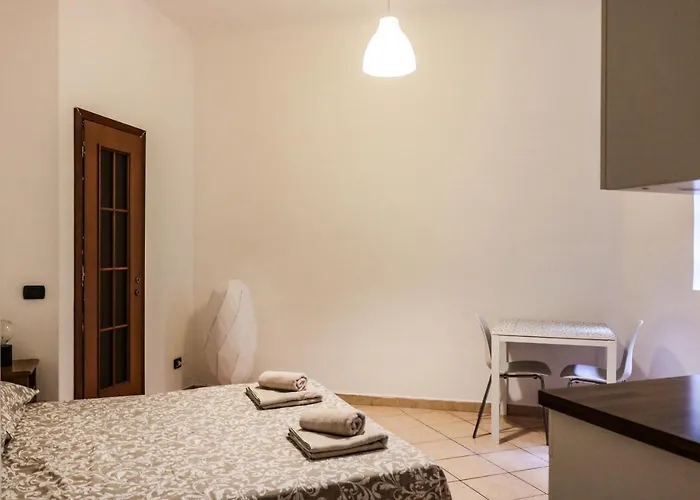 Via Argelati - Navigli Location 2