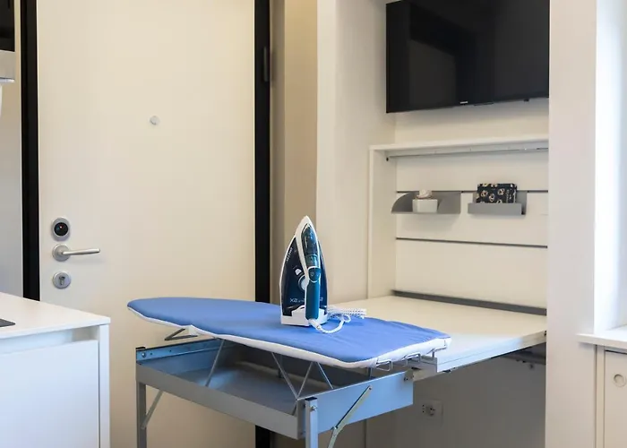 La Piccola Perla - Repubblica/central Station *