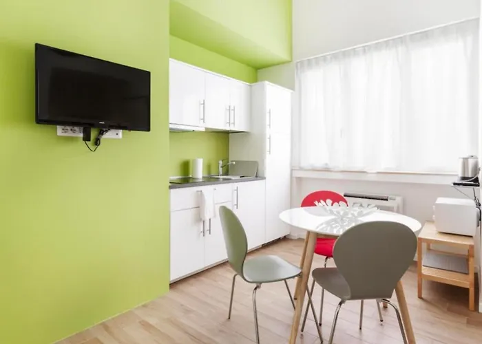 Up To - Studi * Milano